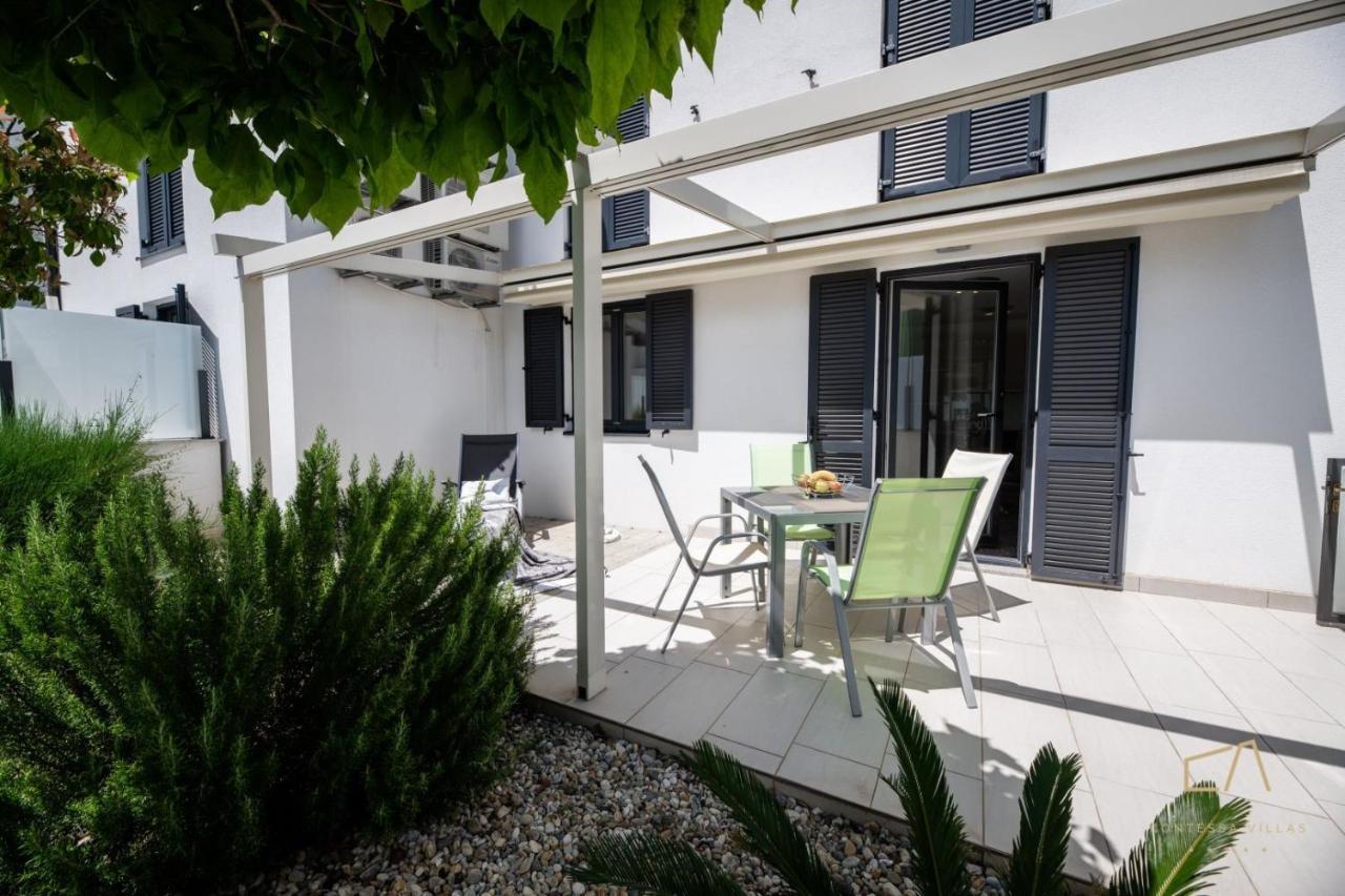 מאלינסקה Apartments Iskra מראה חיצוני תמונה