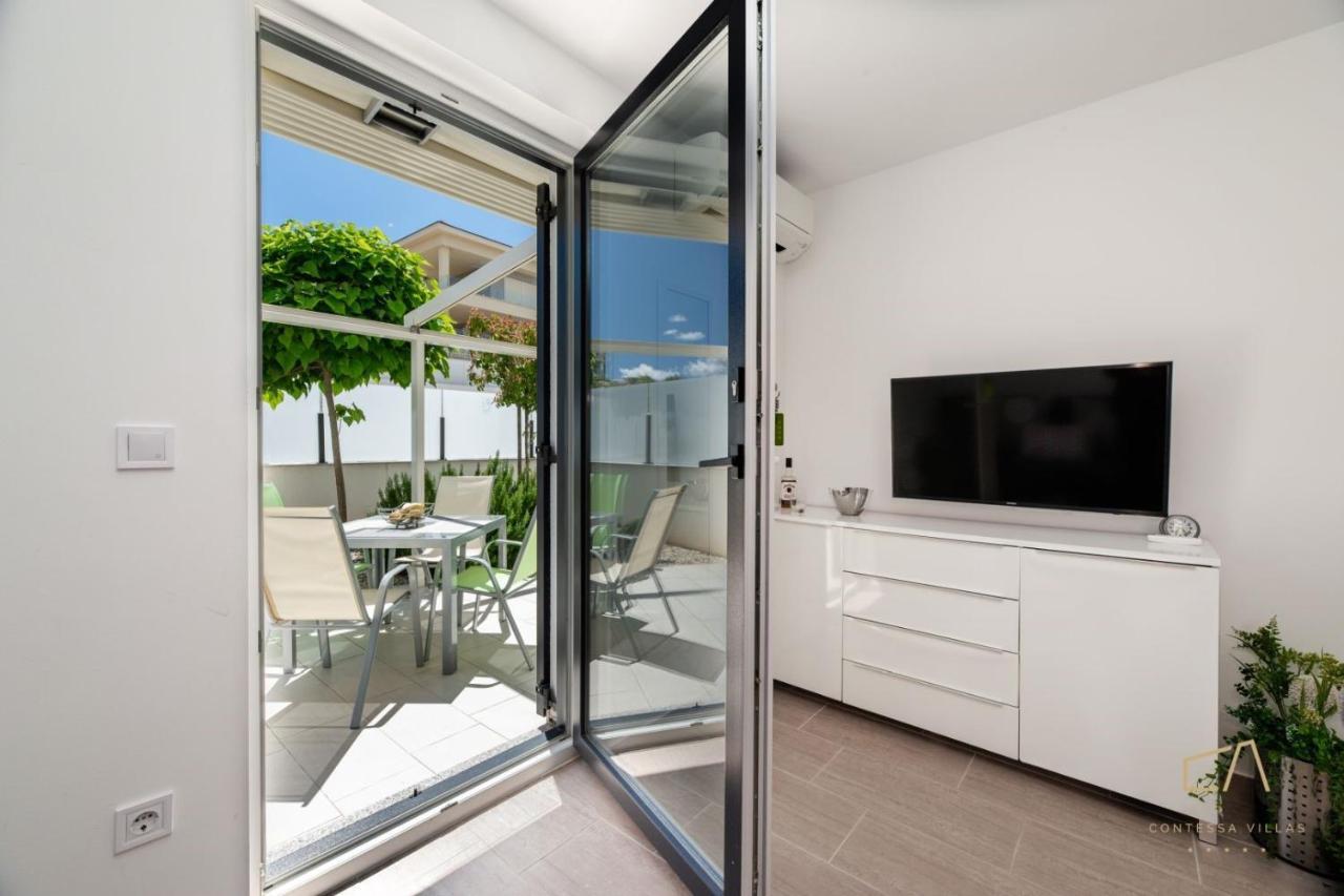 מאלינסקה Apartments Iskra מראה חיצוני תמונה