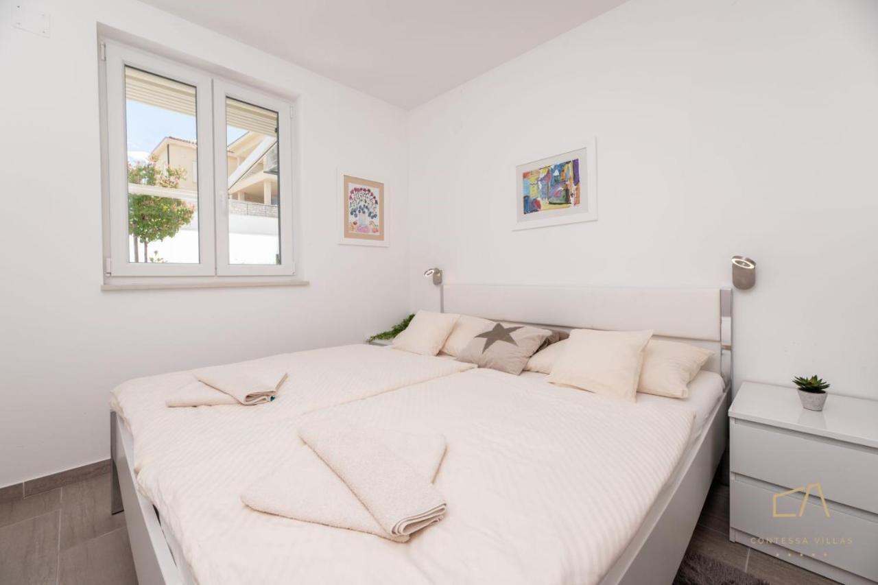 מאלינסקה Apartments Iskra מראה חיצוני תמונה